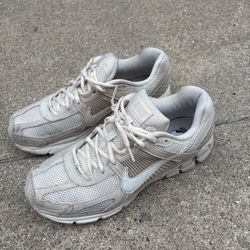 Nike Vomero Men’s Size 11 White