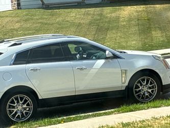 2015 Cadillac SRX 4. AWD performance package