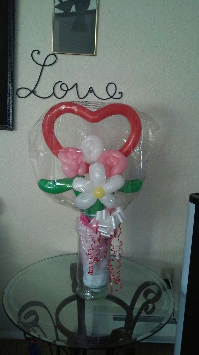 Twist balloon bouquets