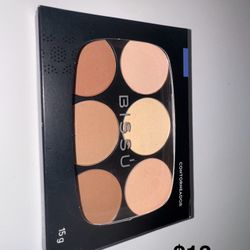 Maquillaje Bissu