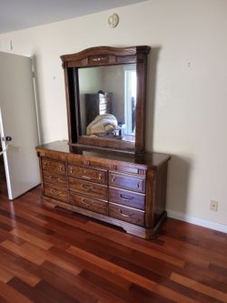 Free Dresser