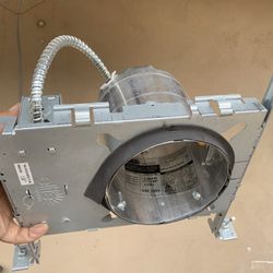 Air-shut recessed Light Housing