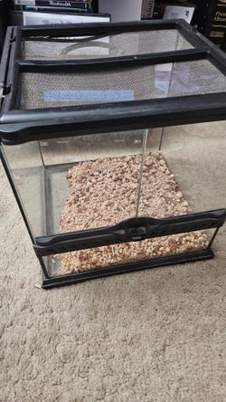 Cage for lizard or other small creature