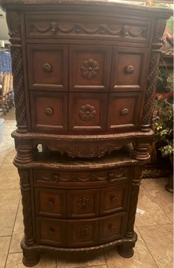 Canopy bed & night stands