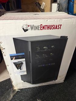 Wine Enthusiast 18-Bottle Touchscreen Wine Refrigerator