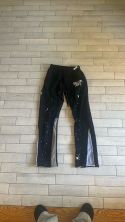 Brand new black gallery dept. flares