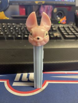 Rare Vintage No Feet Fat Eared Bunny FEB Pez Dispenser Pat#2.6j