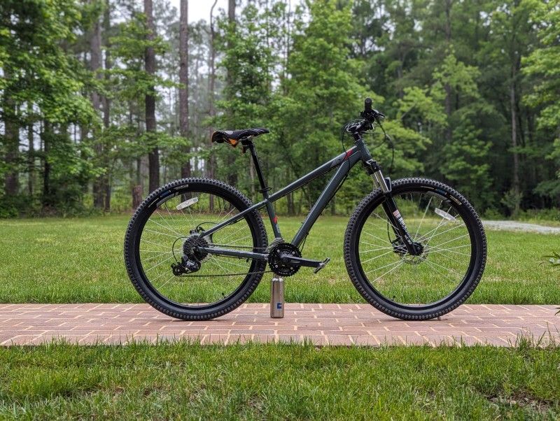 Raleigh Talus 4 Mountain Bike