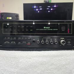 McIntosh C31V AUDIO/ VIDEO CONTROL CENTER. Come with Remote control. Excellent condition perfect working amazing sound will test before you buy. 