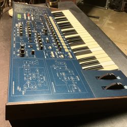 Korg MS2000