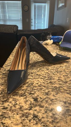 Women’s dress shoes