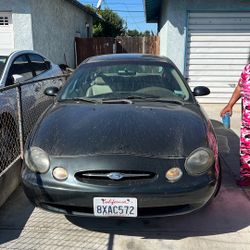 1998 Ford Taurus