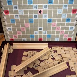 Vintage 1953 Original Scrabble Board **Excellent Condition**