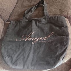 VICTORIAS  SECRET  BLACK TOTE BAG