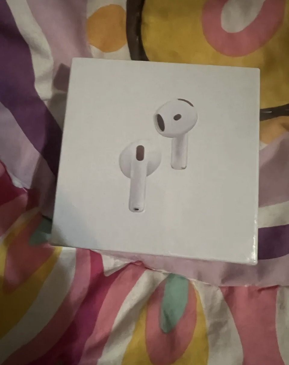 Apple AirPods 4