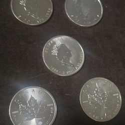 5 Canadian Maples 🍁 1 Oz Silver Coins 