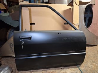 Toyota Pickup Right Door 1(contact info removed)