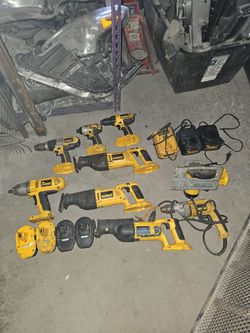Dewalt tool all bundle lot $260