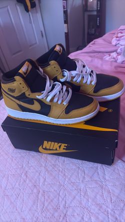 Air Jordan 1 Retro High OG “Pollen”