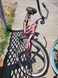 Island Flower Nirve Beach Cruiser Women 24in Bike