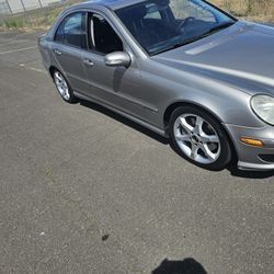 Mercedes Benz 