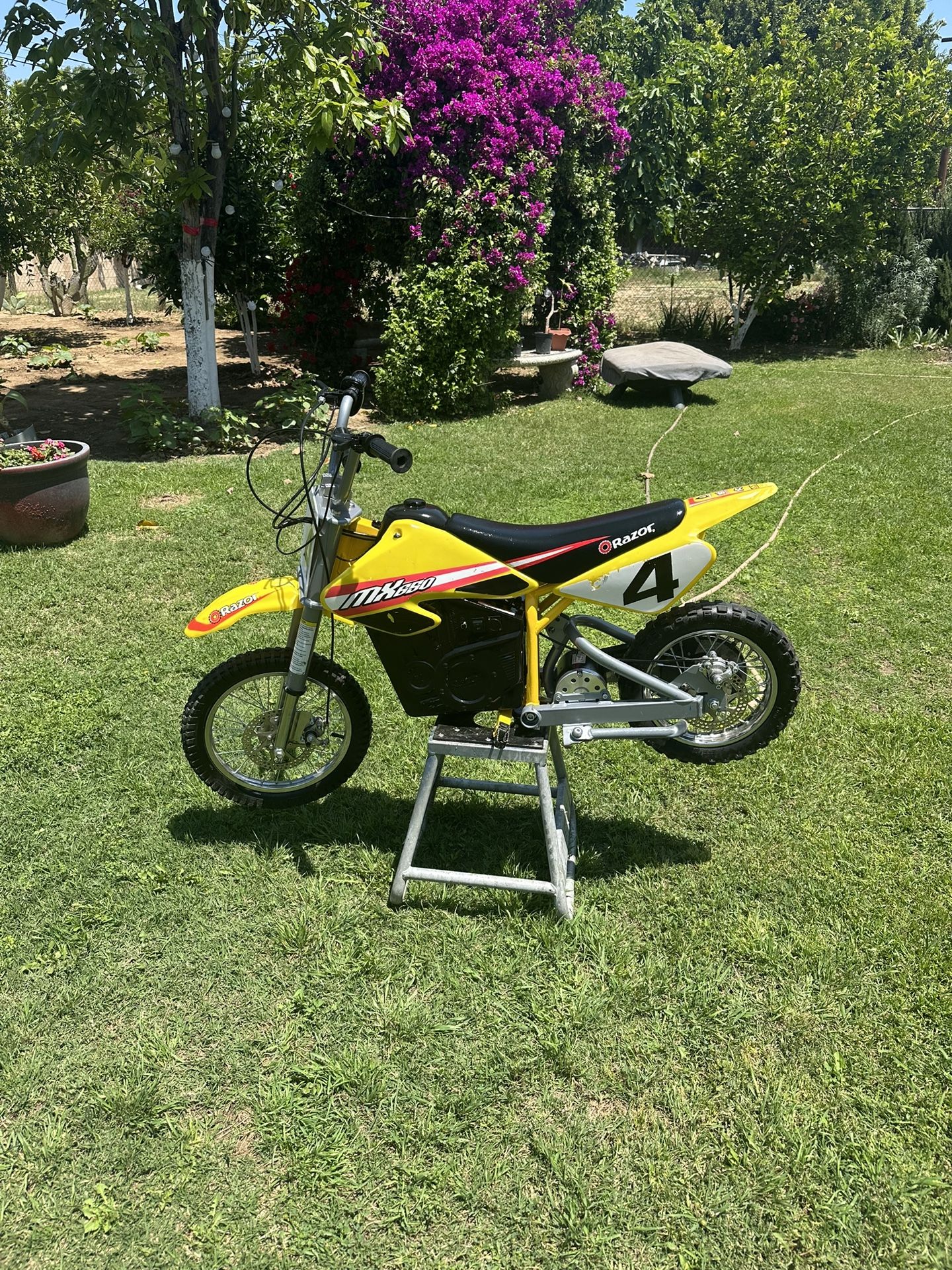 Razor Mx650 Electric Dirtbike 48v