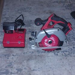 Milwaukee Circular Saw With Charger And Battery 