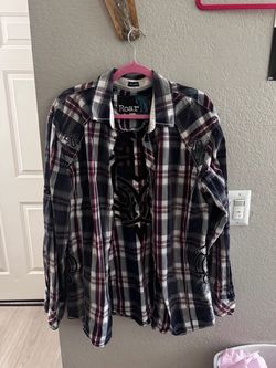 Vintage Roar Plaid Button-Up Long Sleeve Shirt