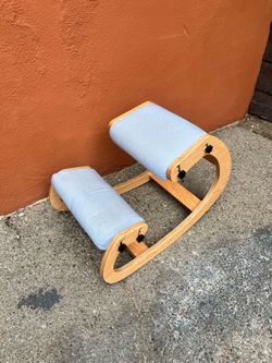 Economic chair