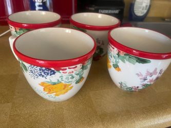 Cups