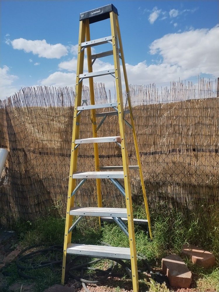 Husky 8ft Folding Ladder