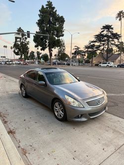 Infiniti 2011 g37