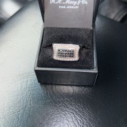 Sterling Silver Ring 1/2 Ct Diamonds With Black Diamonds 