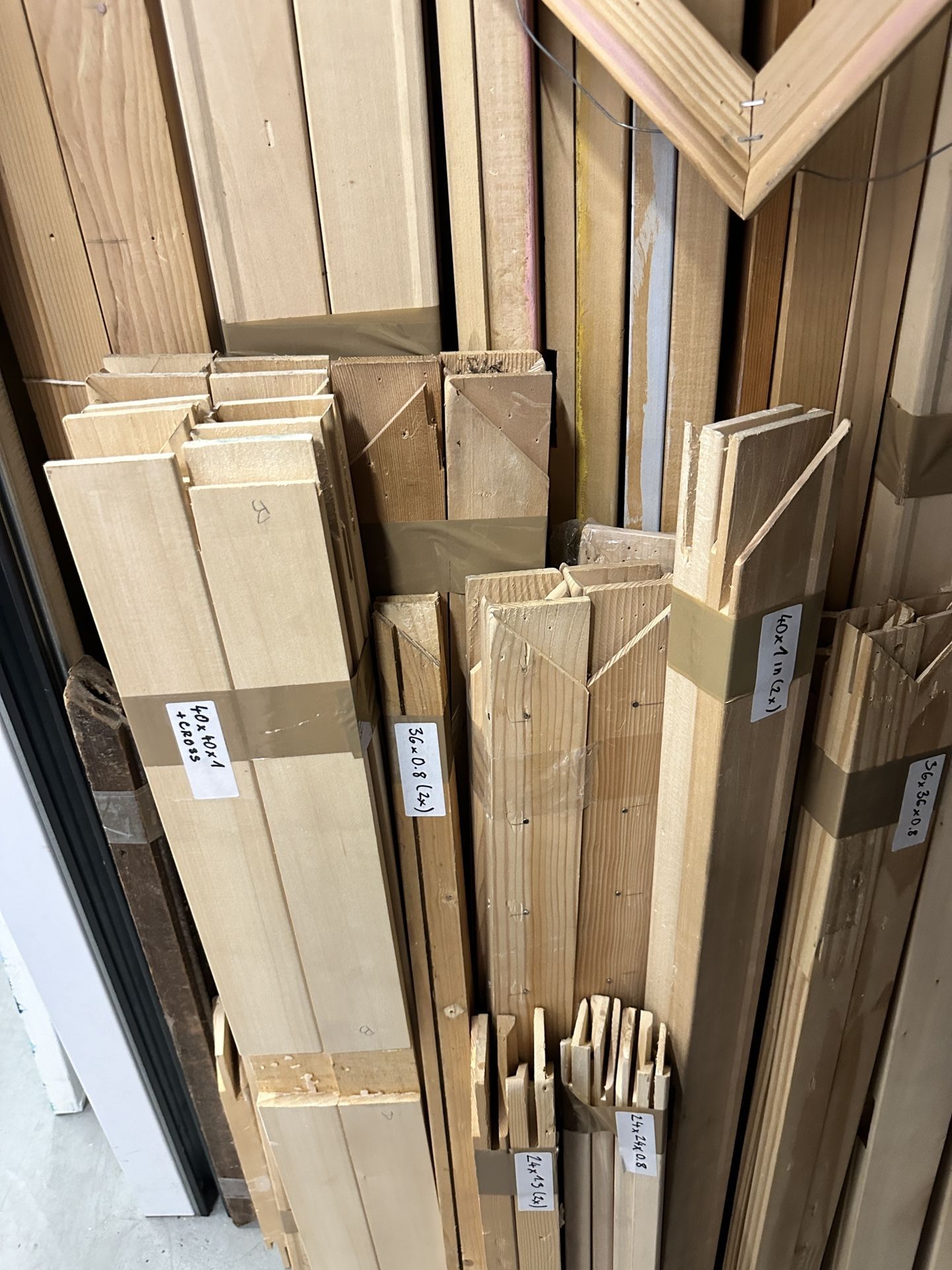 Highest Quality Stretcher Bars For Artists