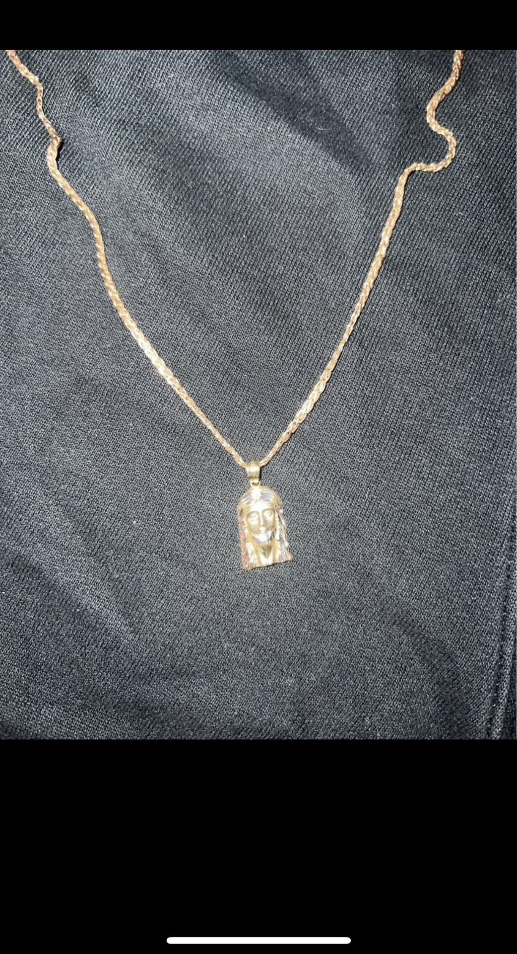 10k Jesus Pendant And 10k Necklace 