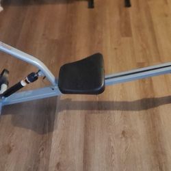 Compact Rowing Machine