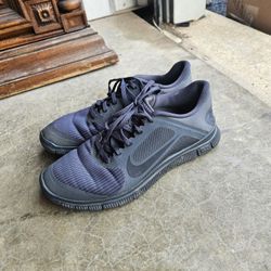 Nike Free 4.0 Black Running Shoes Men’s Size 9.5 Lightweight Trainer