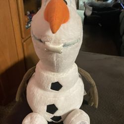 Frozen: Olaf stuffed animal 