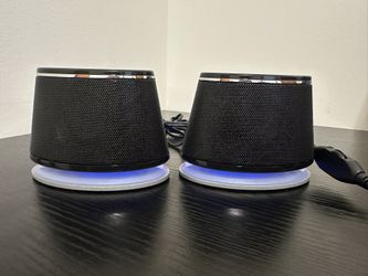 Amazon Basics USB Plug-n-Play Computer 2 Speakers for PC or Laptop, Black - Set of 2