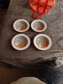Vintage walt Disney gallery lady and the tramp ceramic pasta bowls set of 4 ( chipped)