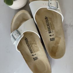 *BN* Authentic BIRKENSTOCK MADRID sandals 🩴 , white, size 39