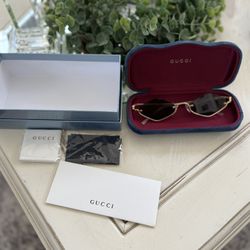Women’s Gucci Sunglasses 