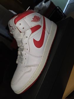 Air Jordan 1 Mid Sneaker Size 13 men's