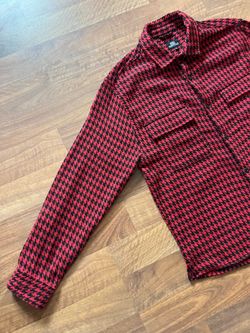 Men’s red and black checker light long sleeve flannel shirt, XL brand new