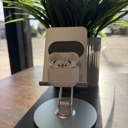 Apple AirPods 4 with Active Noise Cancellation 