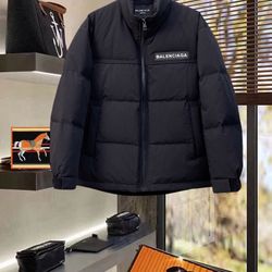 Balenciaga Men’s Winter Coat 2025 New 