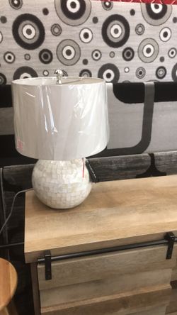 Table lamp