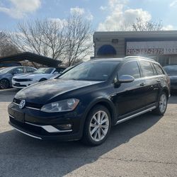2017 Volkswagen Golf Alltrack AWD  Automatic  Black leather Touch screen Back up camera Clean Texas title  $1000-$2000 down  Approval with paycheck st