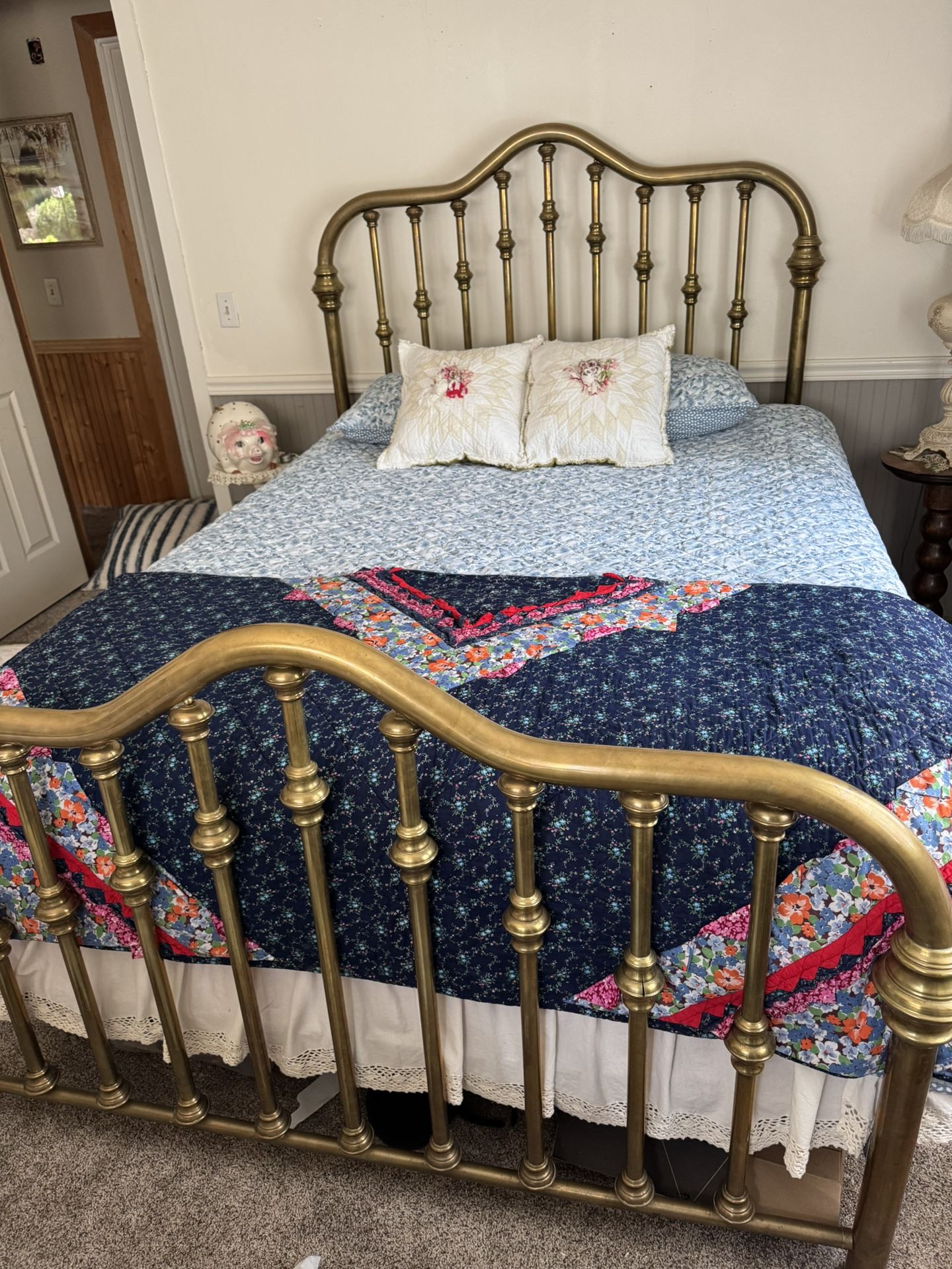 Antique Bed Brass Queen Size