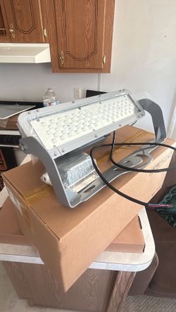 luces 68 %off of regular price